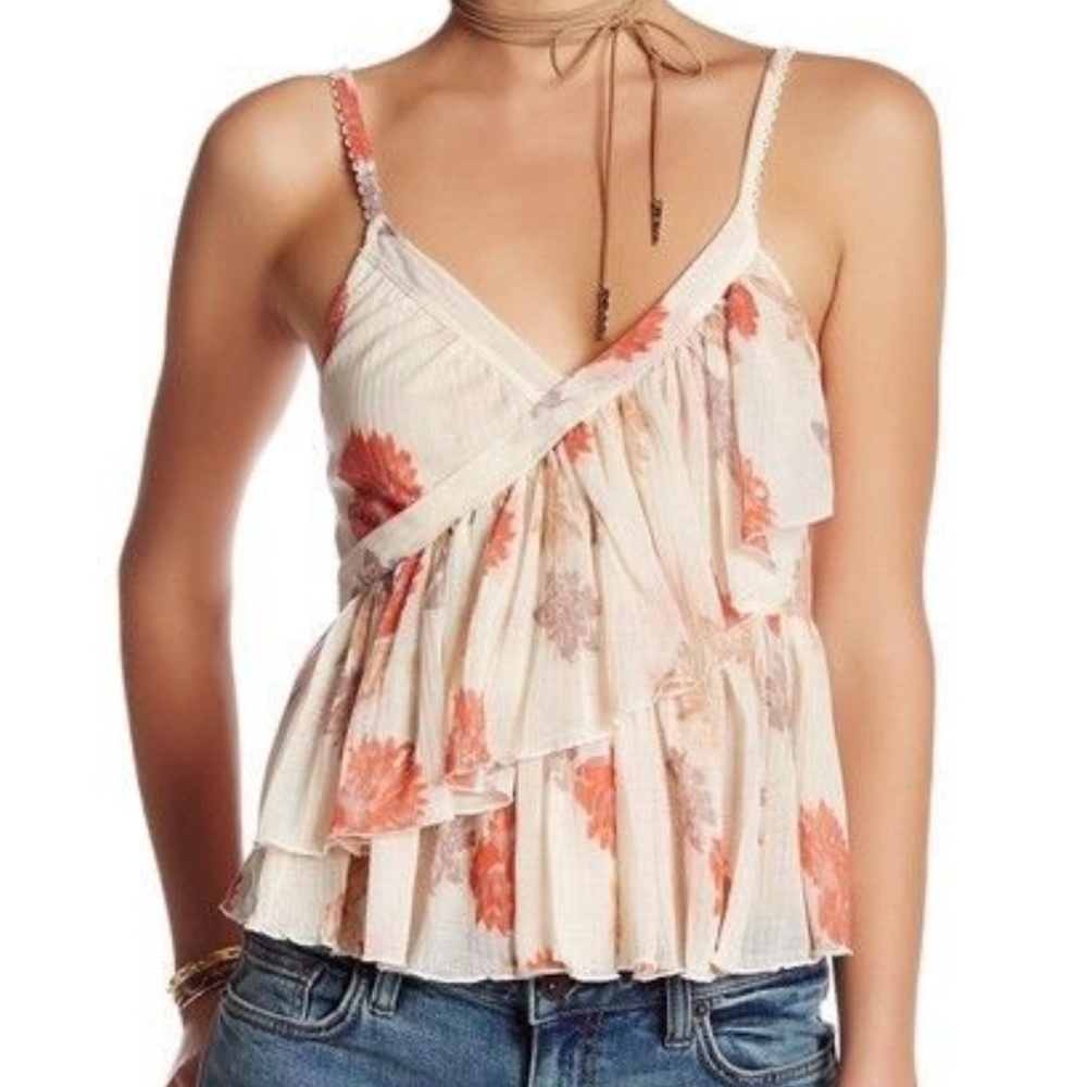Free People Melbourne Cami Top V-Neck Tiered Ruffled Asymmetrical Hem Size S NWT - Picture 1 of 8
